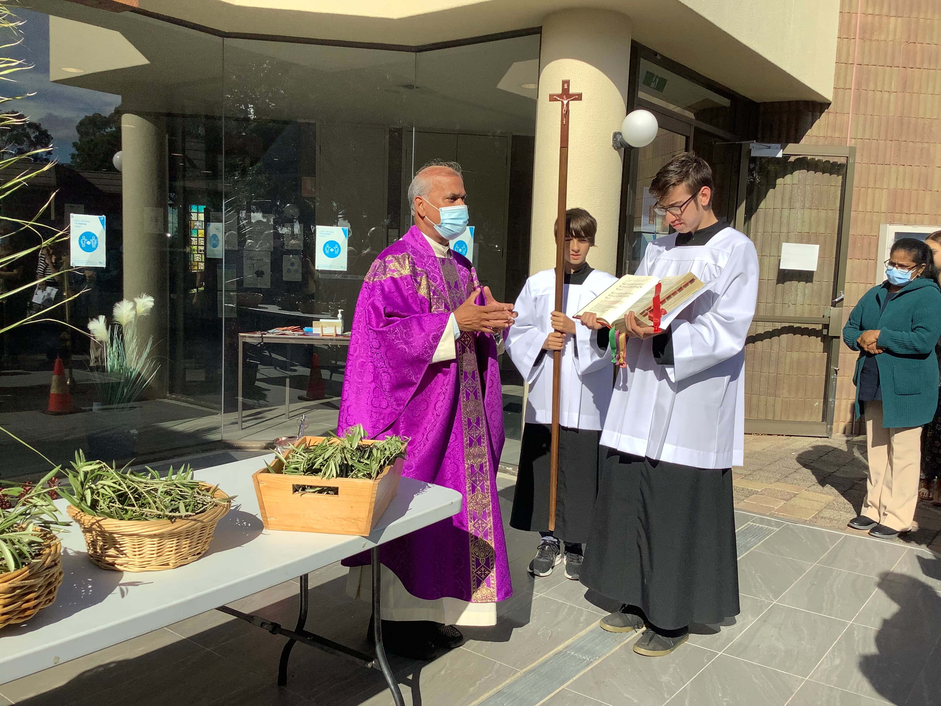 Palm Sunday 10 April