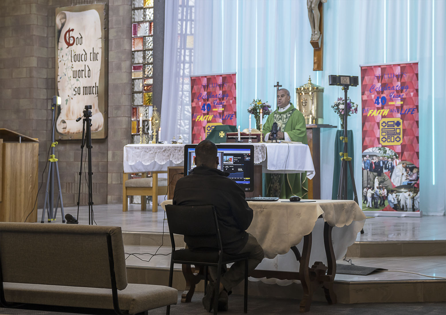 Live Mass During Pandemic 15 June - Photo 5