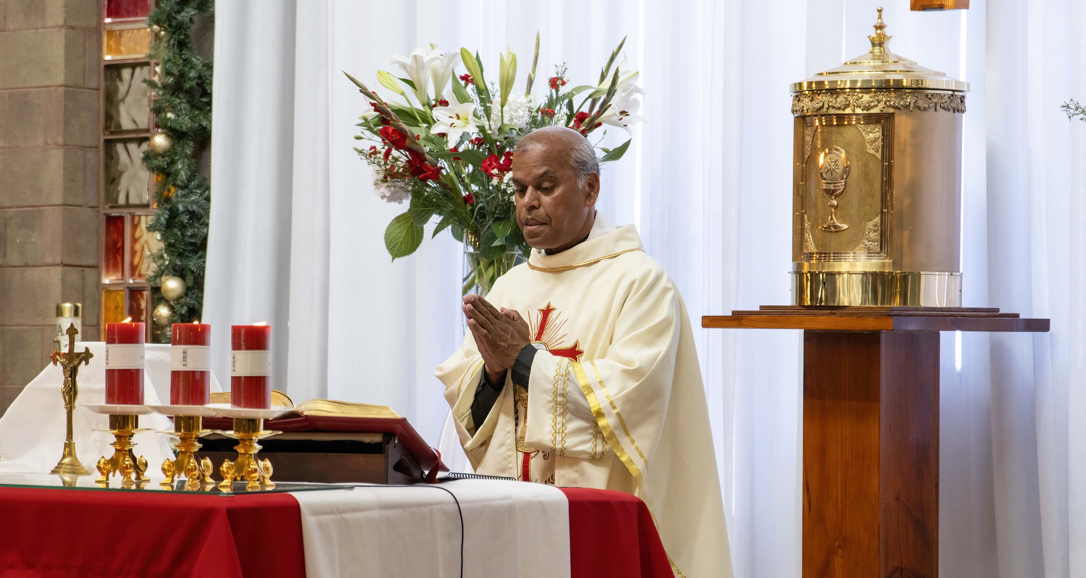 Christmas Family Mass 24 December - Photo 25