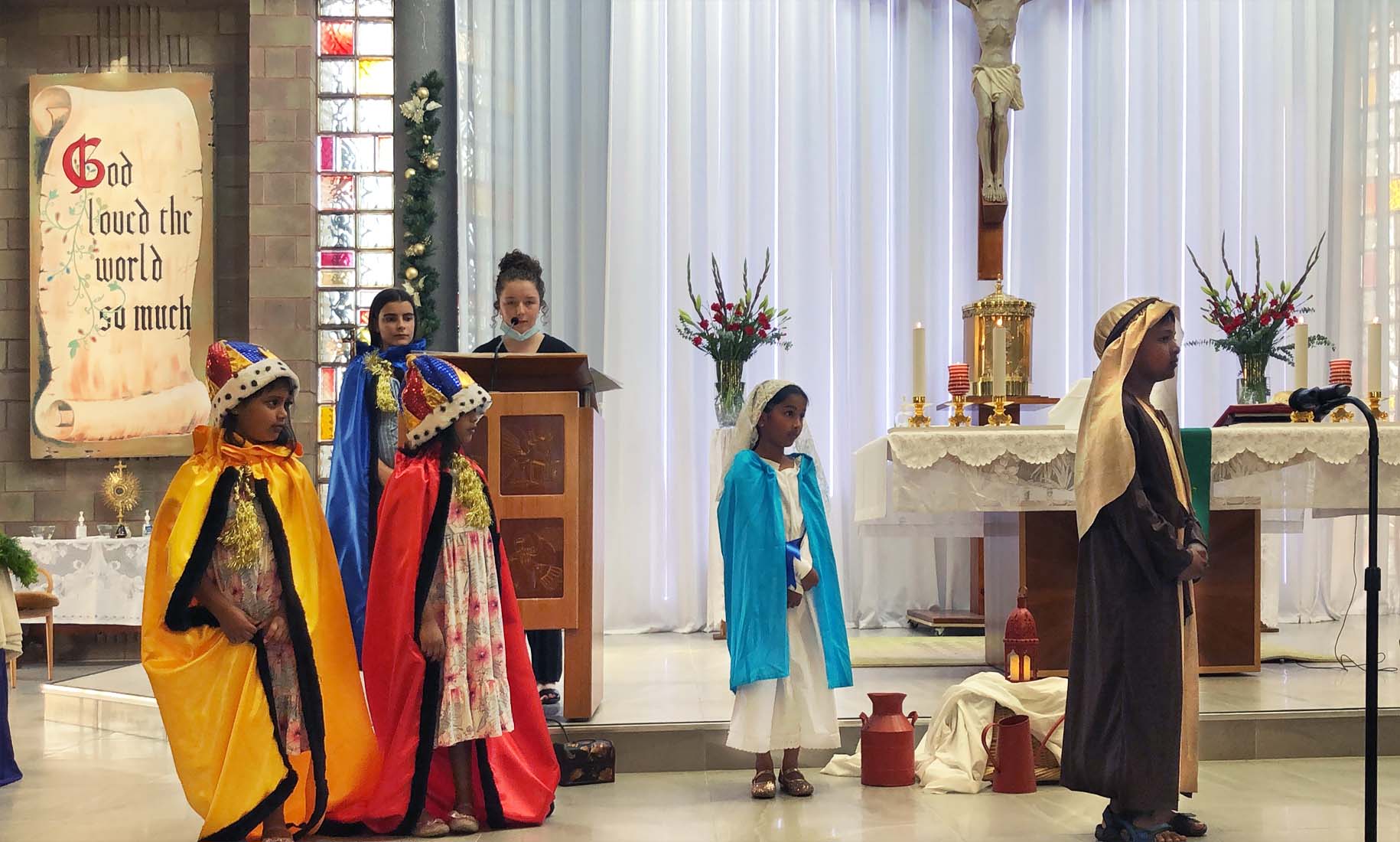 Christmas Family Mass 24 December - Photo 14