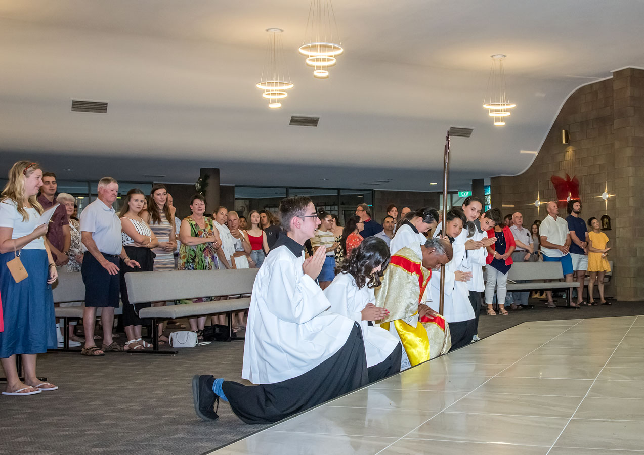 Christmas Family Mass 24 Dec - Photo 7