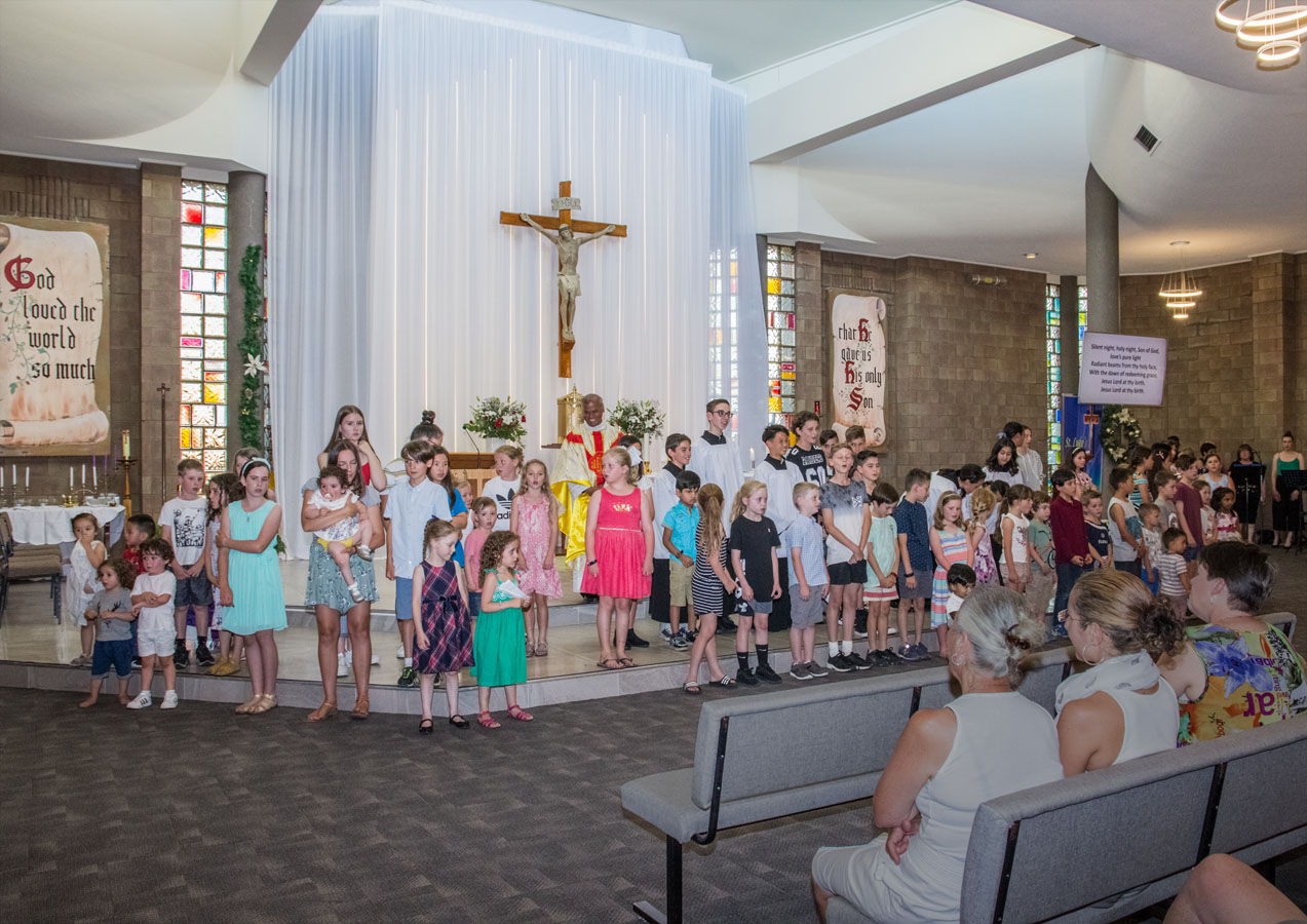 Christmas Family Mass 24 Dec - Photo 8