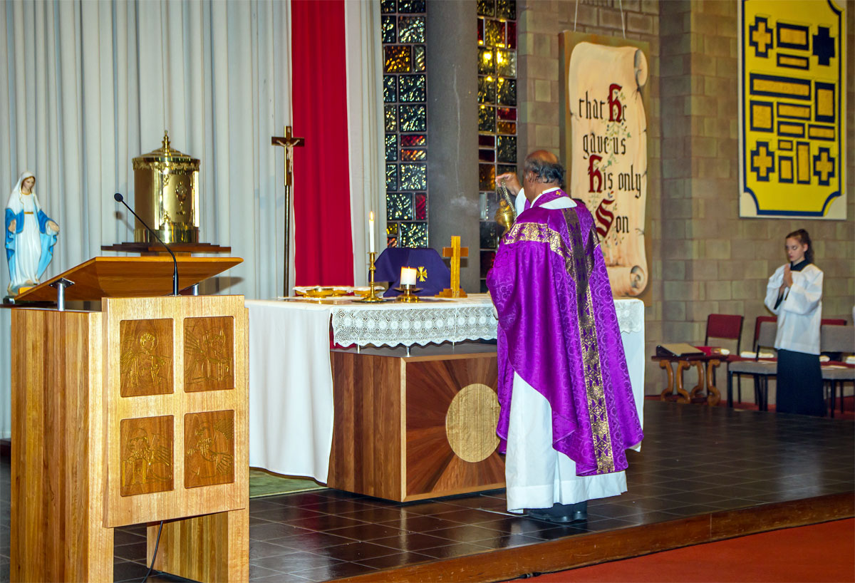 Holy Week - Photo 43