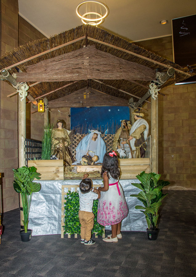 Christmas Family Mass 24 Dec - Photo 2