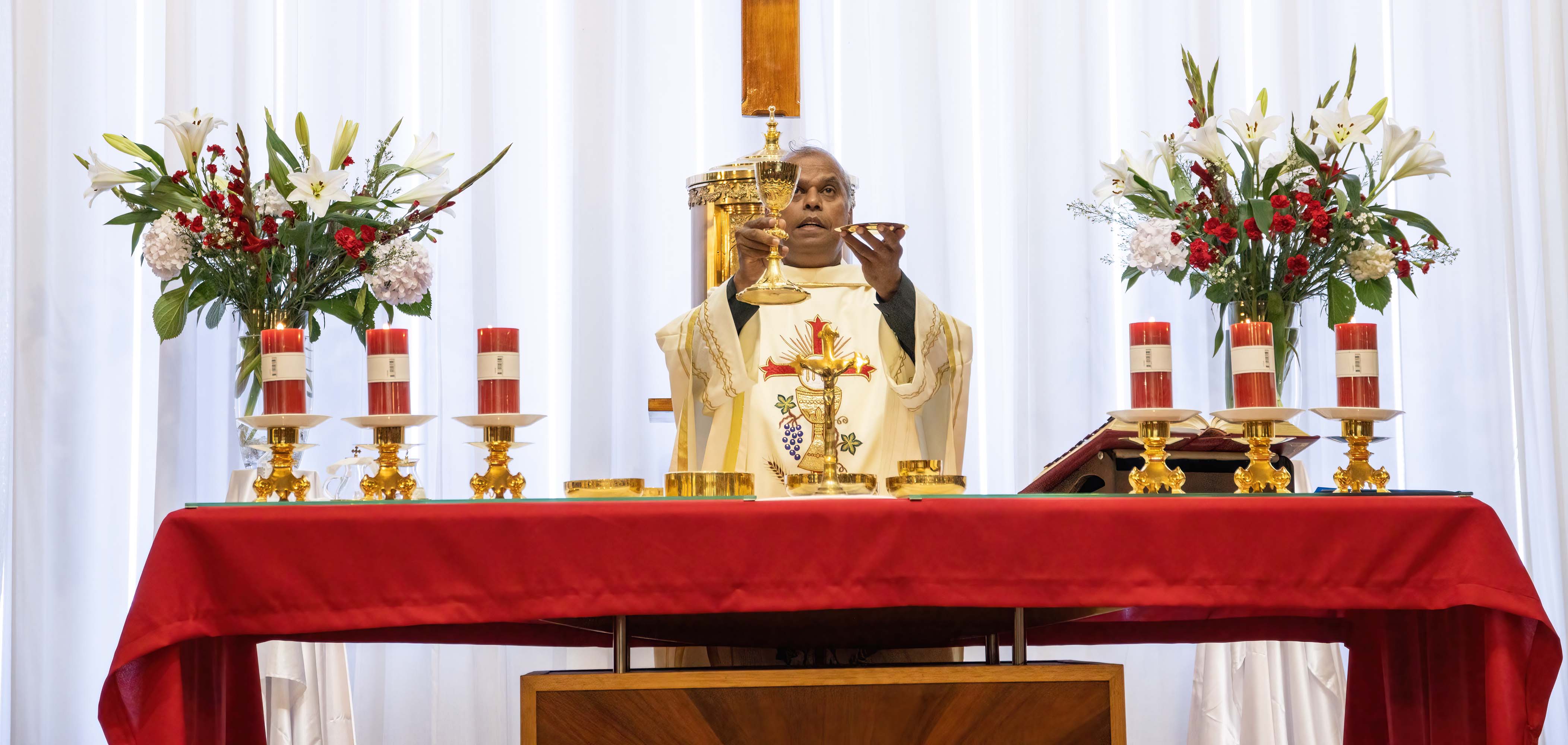 Christmas Family Mass 24 December - Photo 12