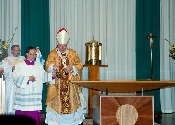 Dedication Of The Altar - Photo 28