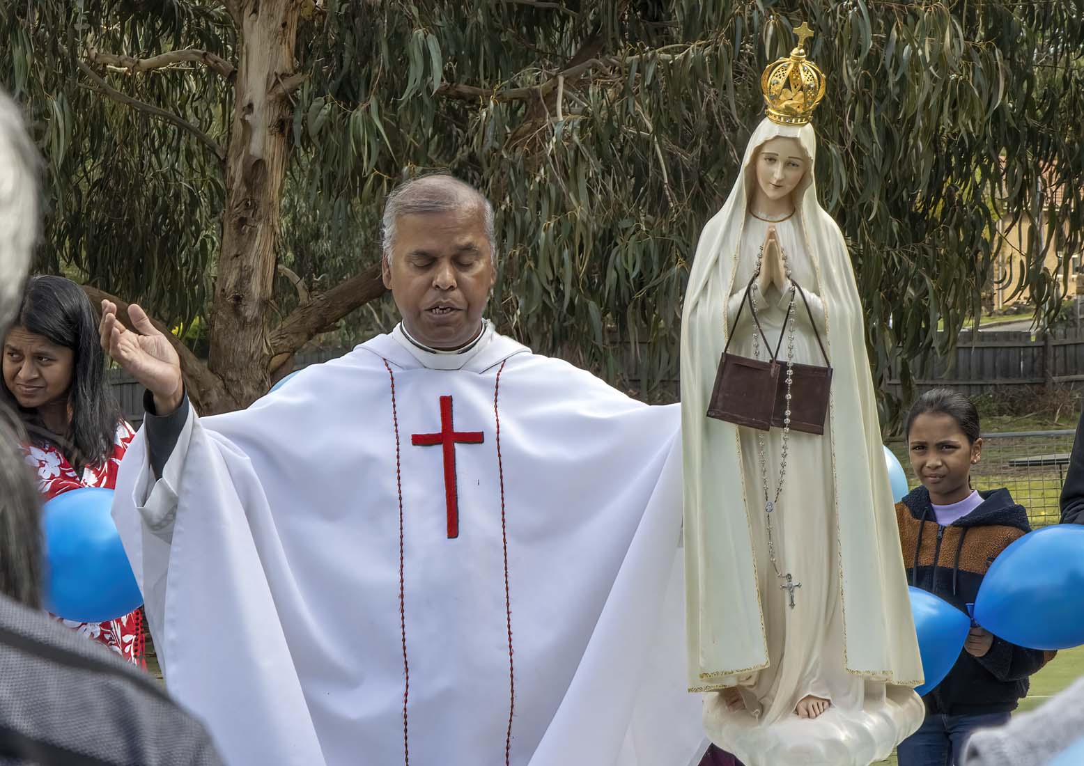 Living Rosary 2 May - Photo 16