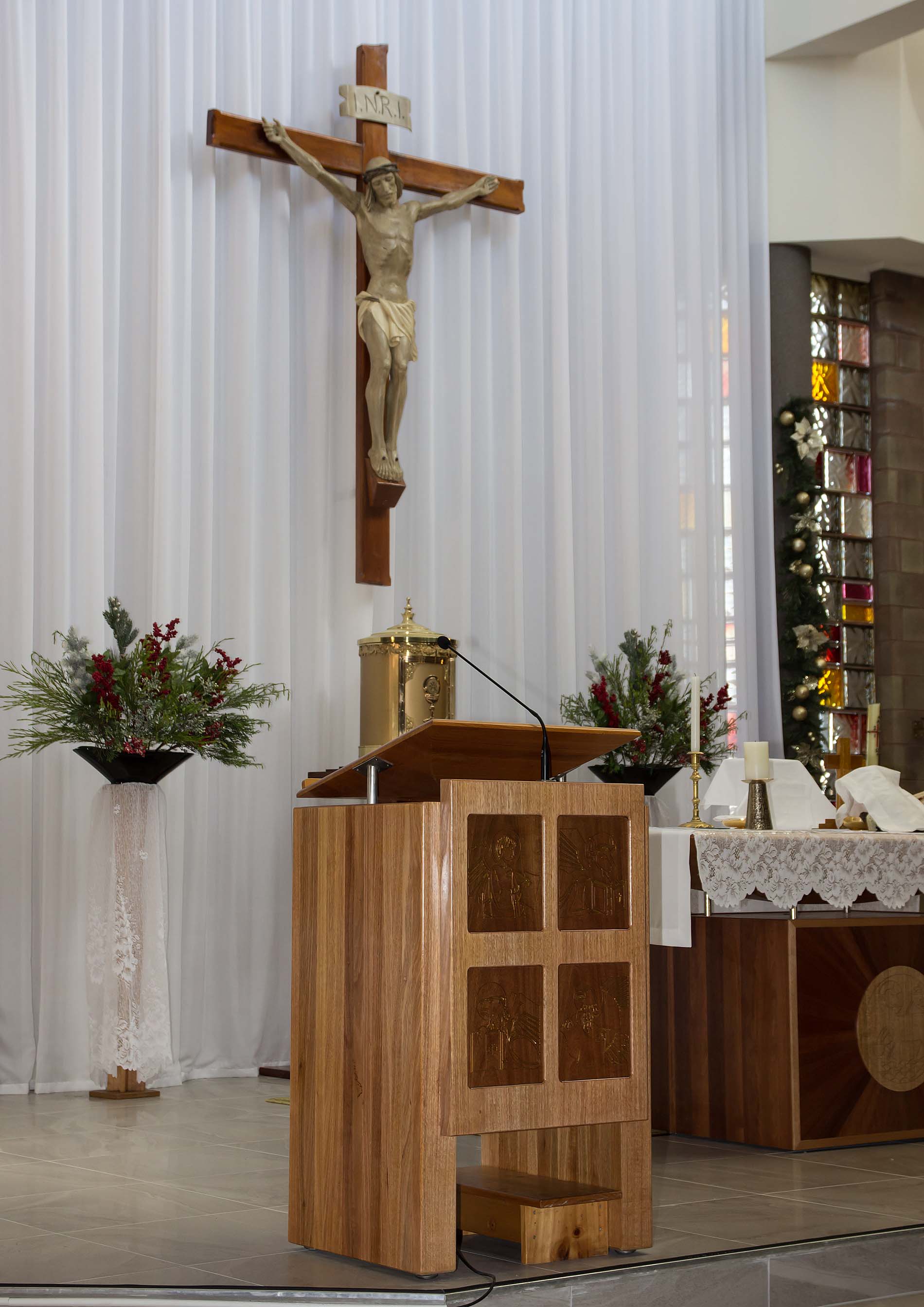 Christmas Family Mass 24 Dec - Photo 43