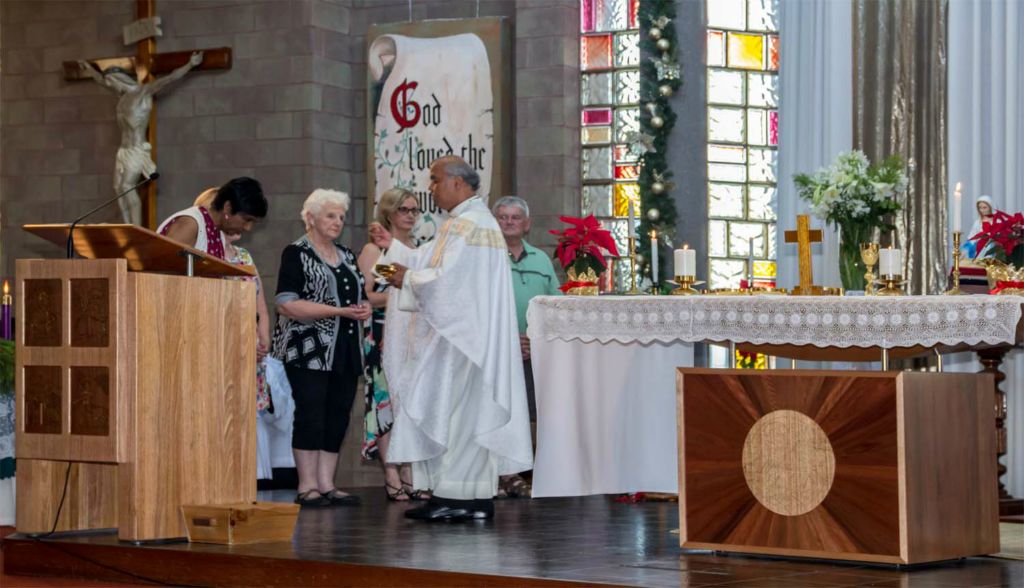 Christmas Family Mass - Photo 8