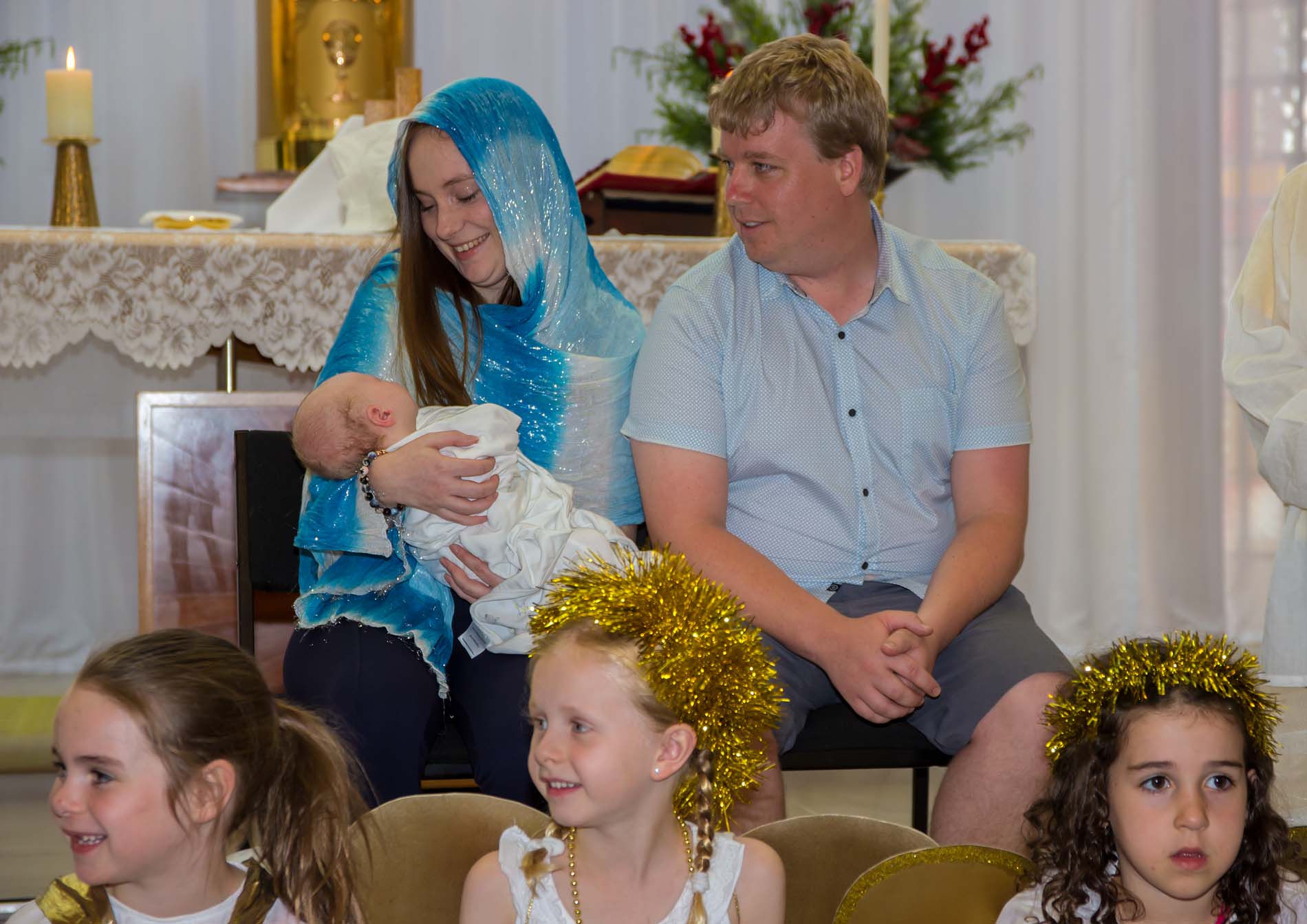 Christmas Family Mass 24 Dec - Photo 35