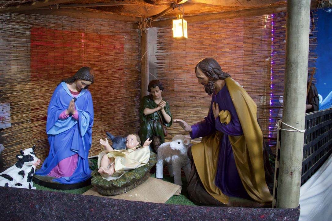 Christmas Family Mass 24 Dec - Photo 9