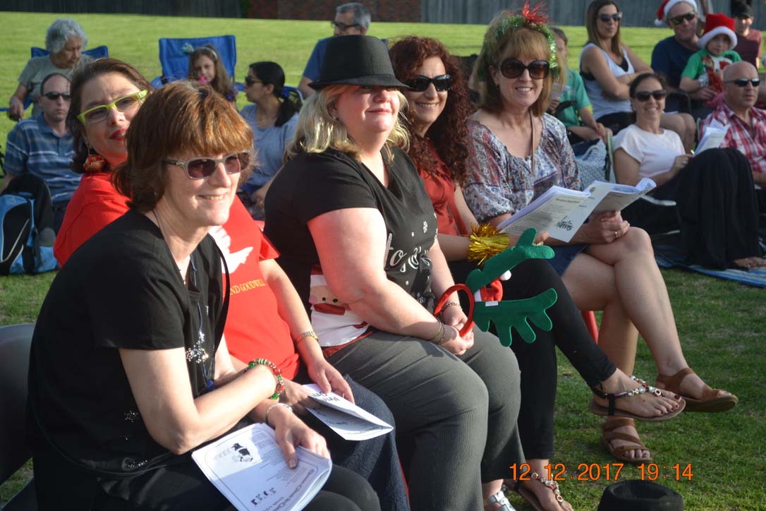 St Luke S School Carols - Photo 7