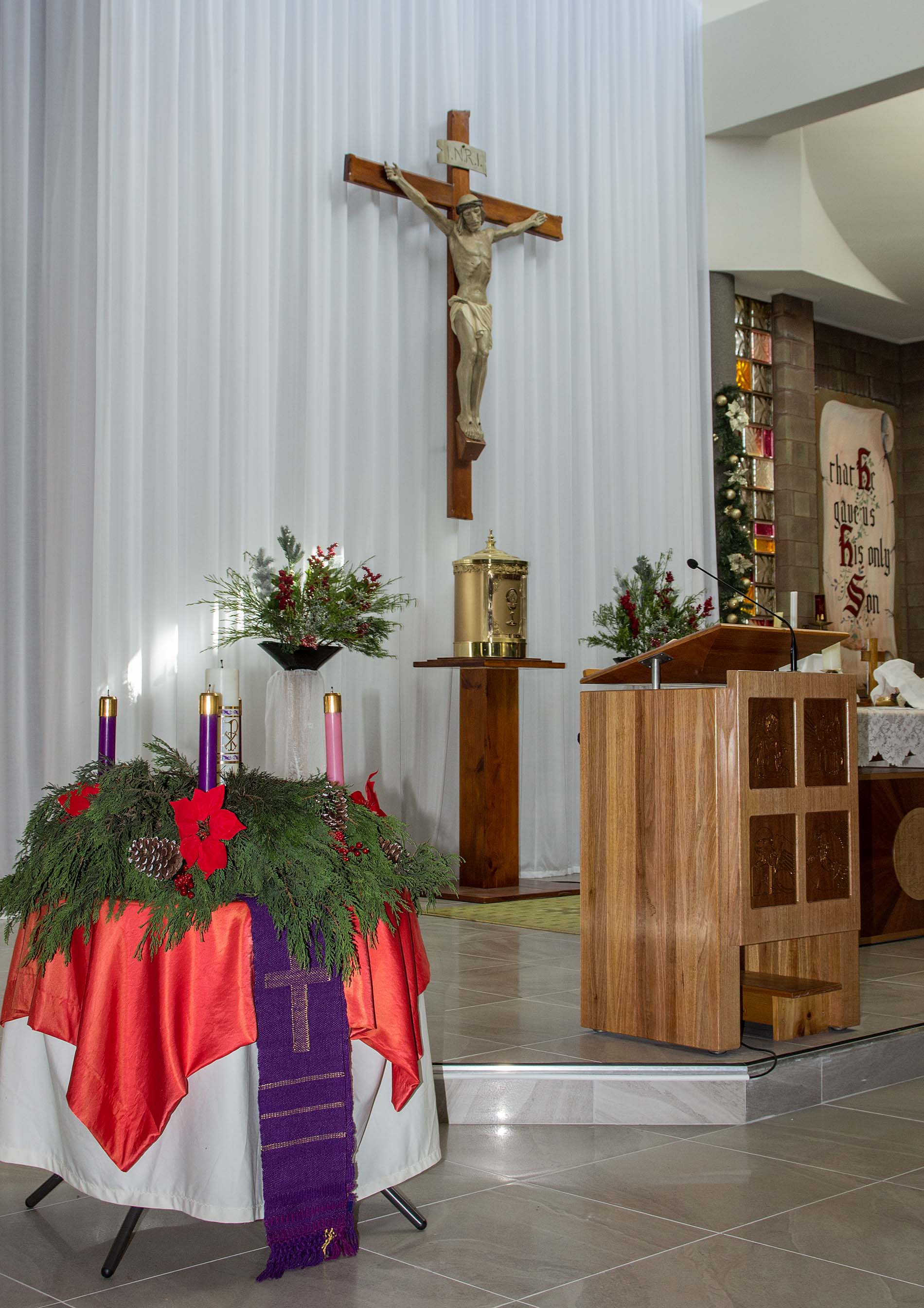 Christmas Family Mass 24 Dec - Photo 45