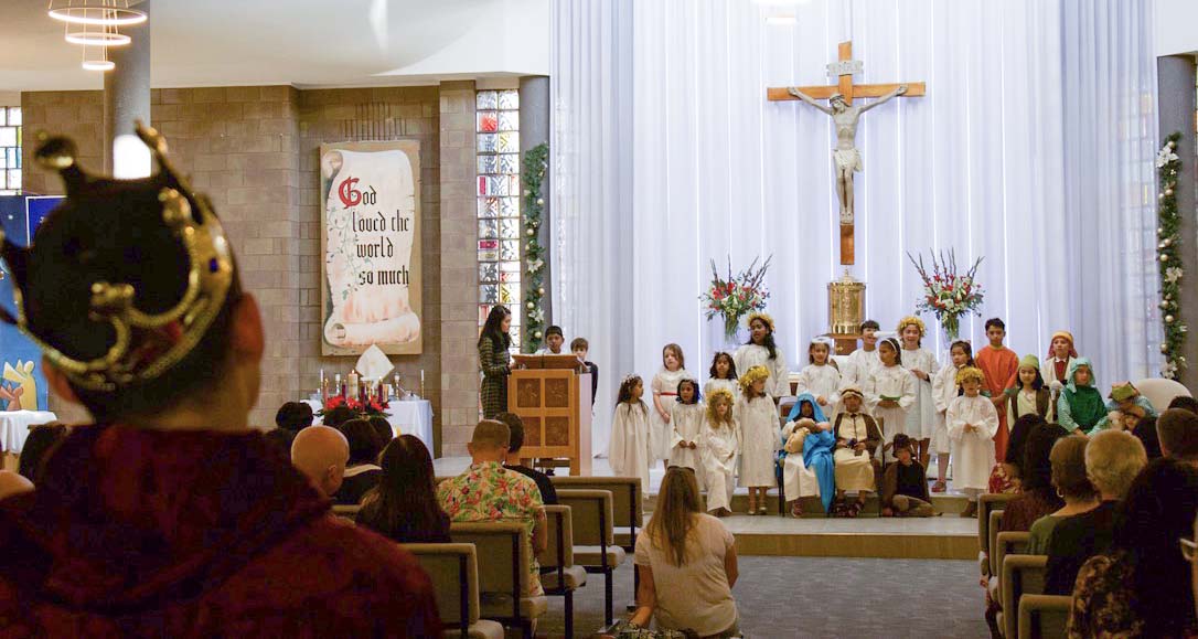 Christmas Family Mass 24 Dec - Photo 19