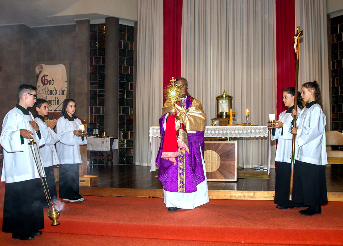 Holy Week - Photo 19