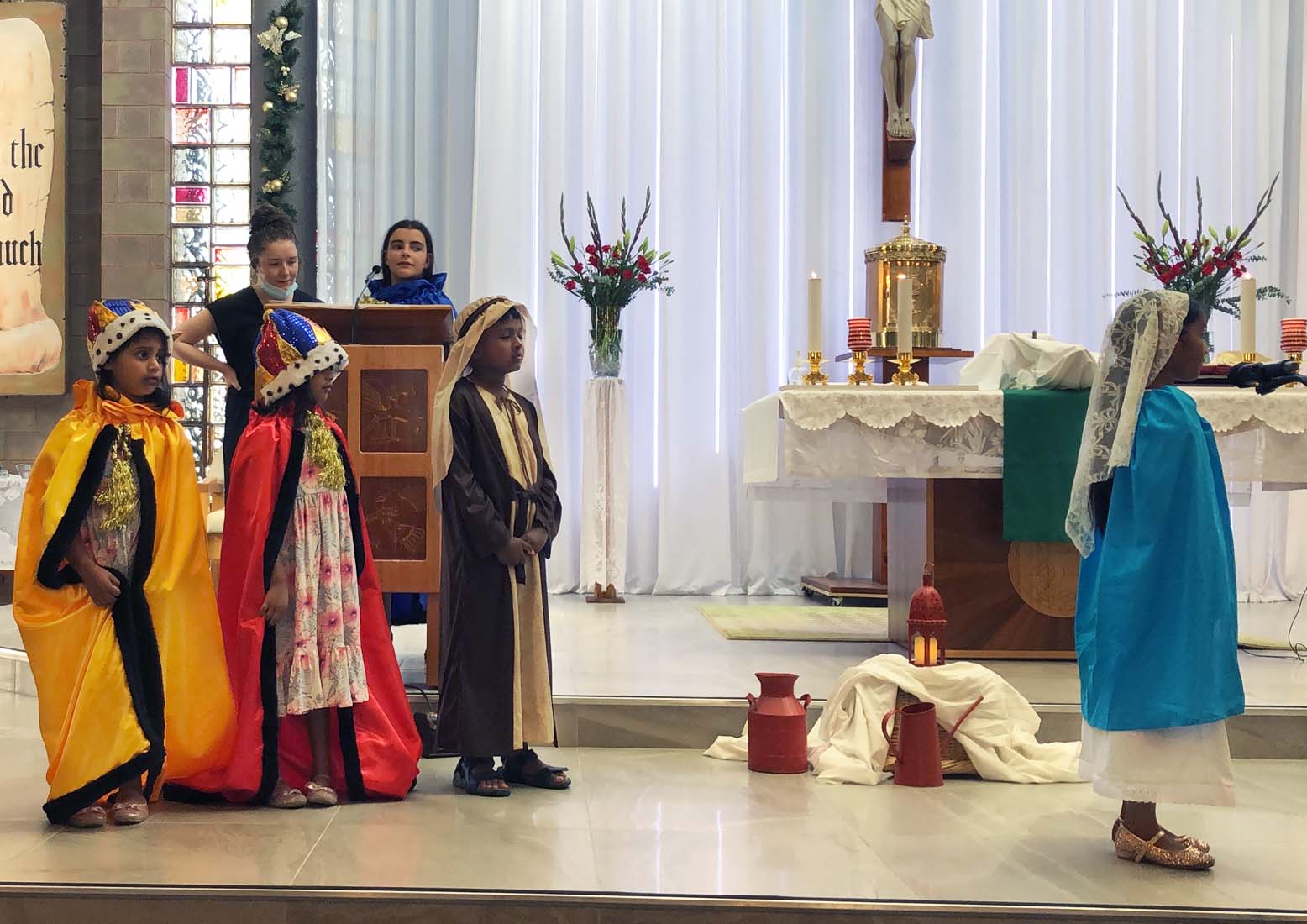 Christmas Family Mass 24 December - Photo 16
