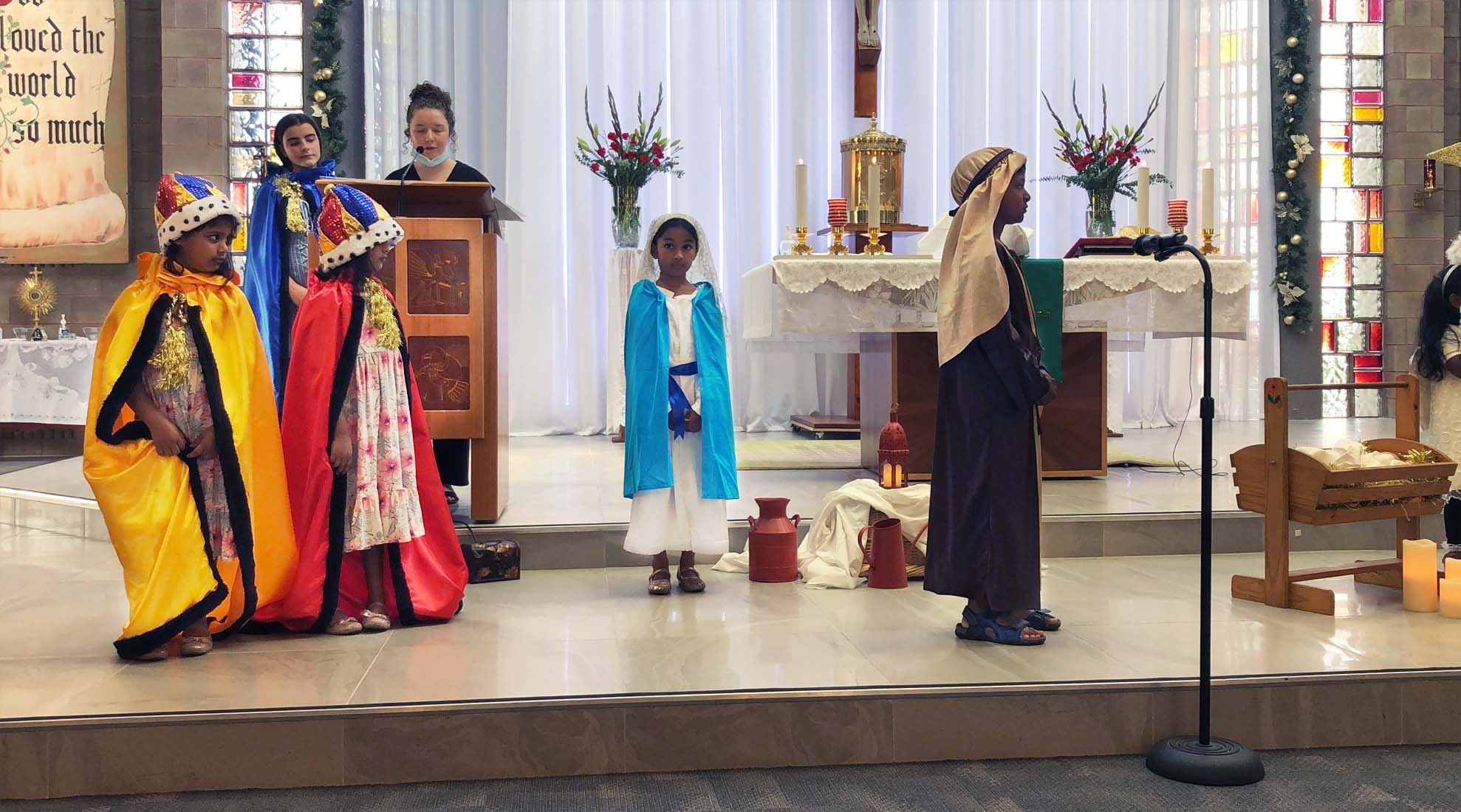 Christmas Family Mass 24 December - Photo 15