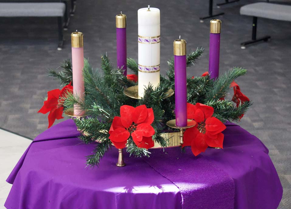 Christmas Family Mass 24 Dec - Photo 13