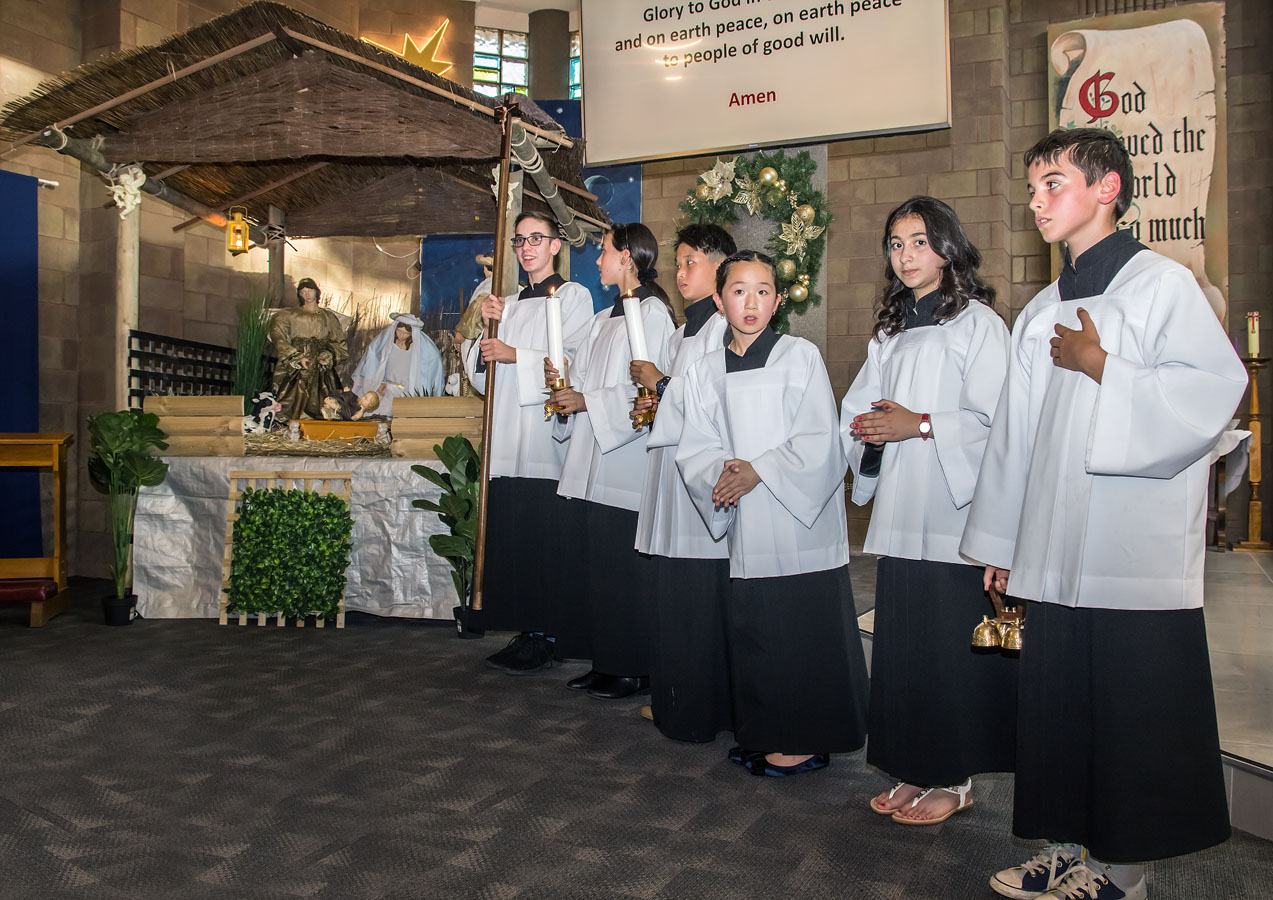 Christmas Family Mass 24 Dec - Photo 25