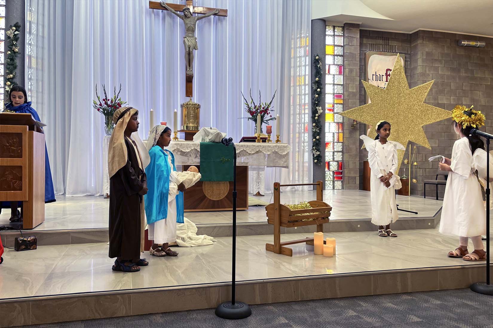 Christmas Family Mass 24 December
