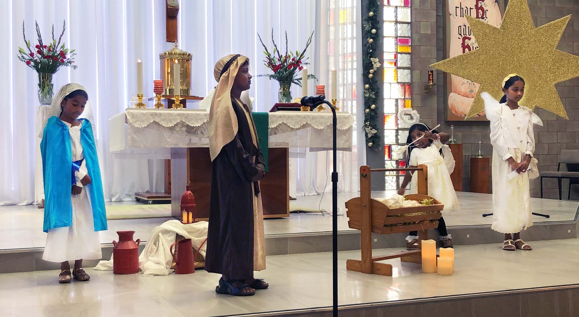 Christmas Family Mass 24 December - Photo 13