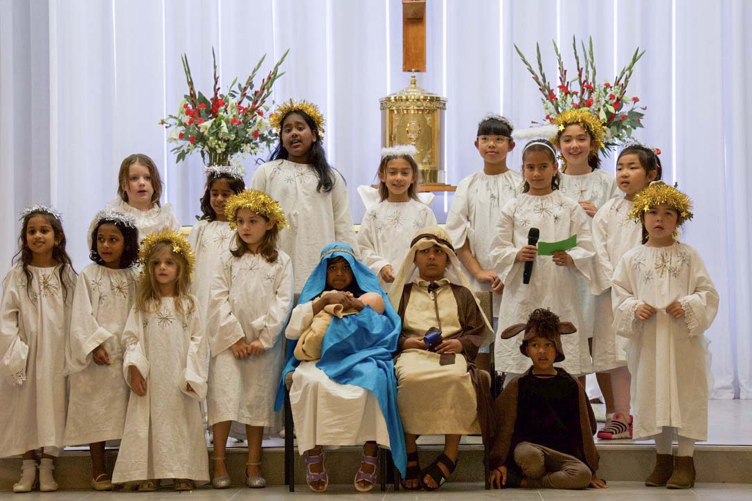Christmas Family Mass 24 Dec - Photo 25